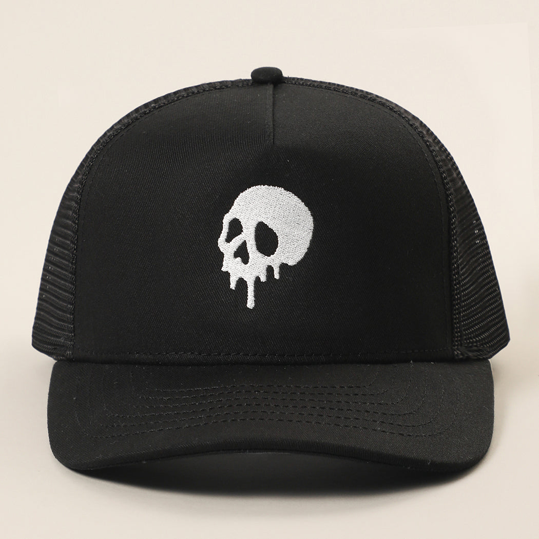Skull Drip mesh trucker hat in black and white