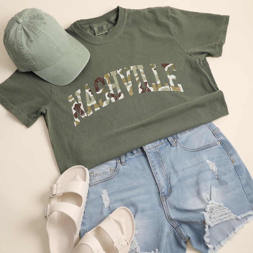 Nashville distressed camo garment-dyed t-shirt in moss green