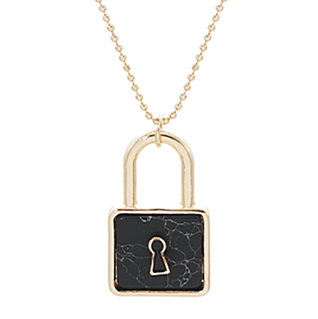 Padlock Pendant Necklace in Gold - Fashion CITY