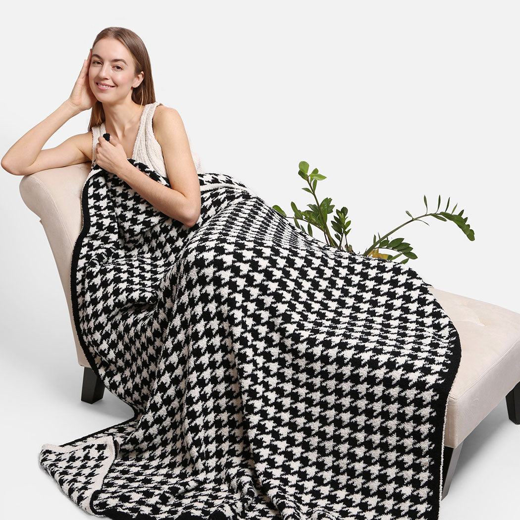 Houndstooth Pattern Luxury Soft Throw Blanket - Fashion CITY