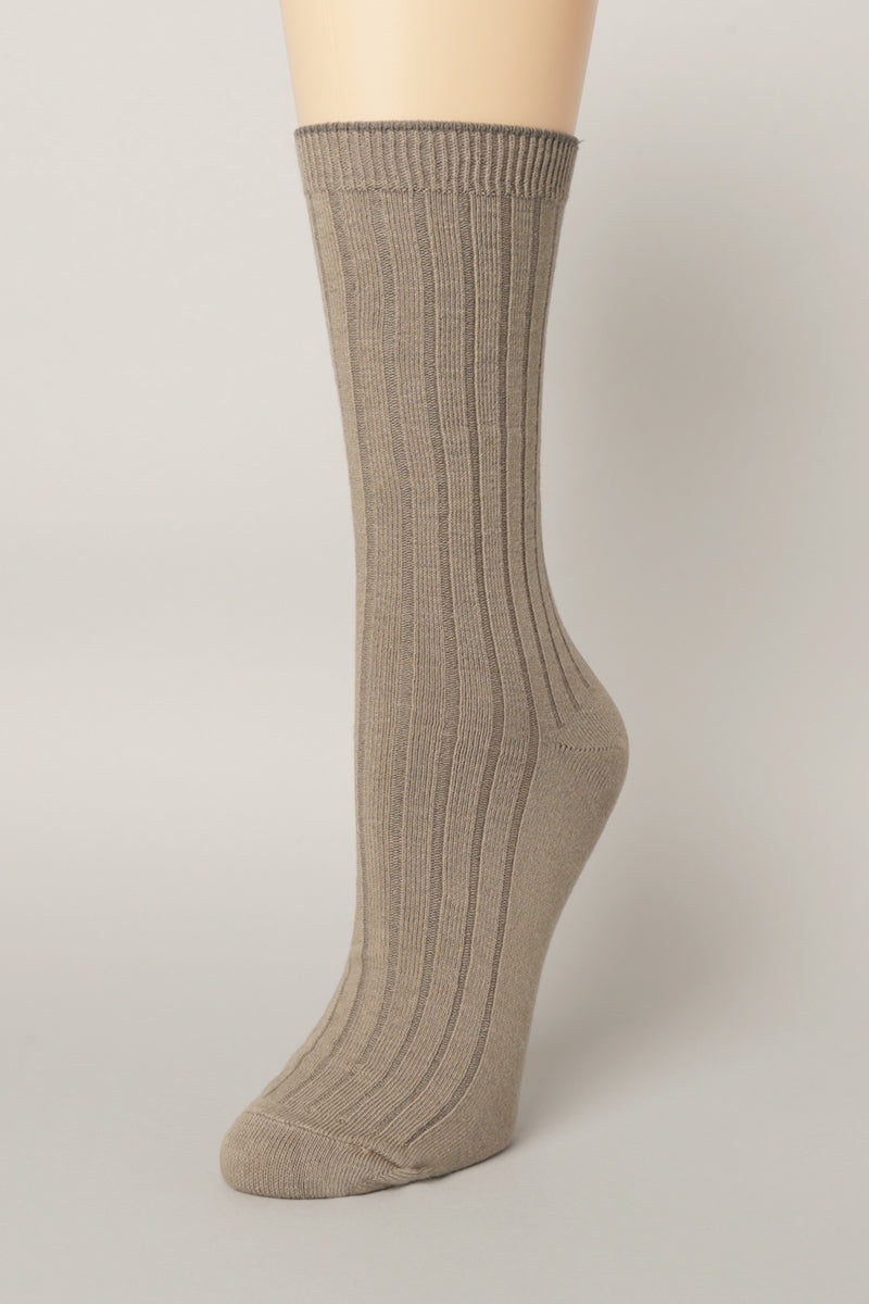 Women's Solid Color Cotton Blend Crew Socks - Fashion CITY