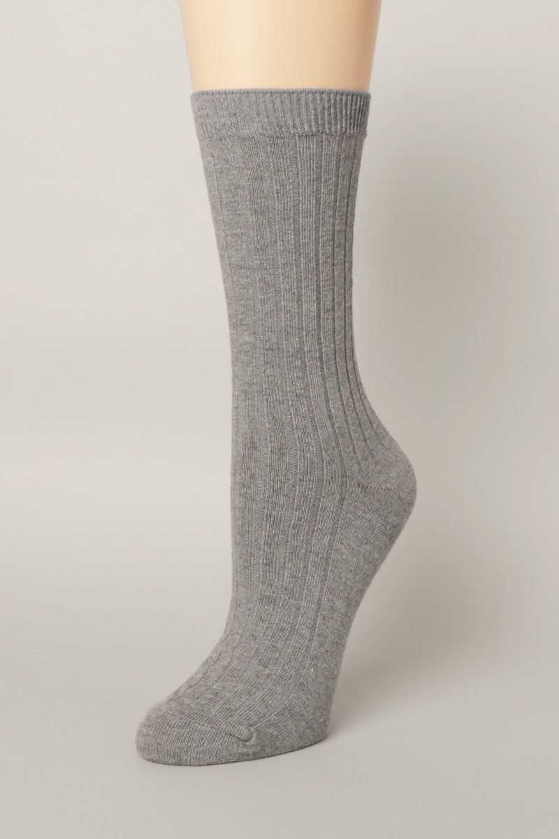Women's Solid Color Cotton Blend Crew Socks - Fashion CITY